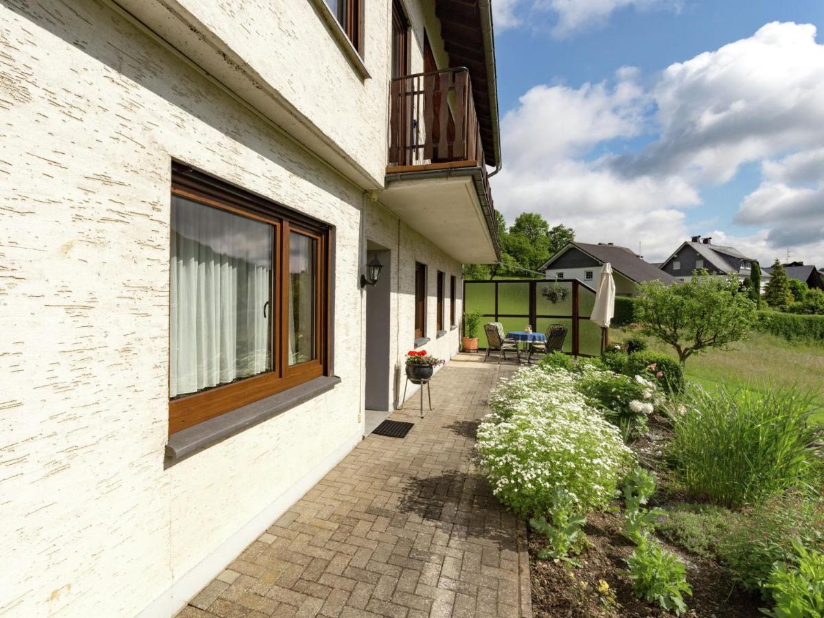 Serene Apartment Near Ski Area In Hesborn Buitenkant foto