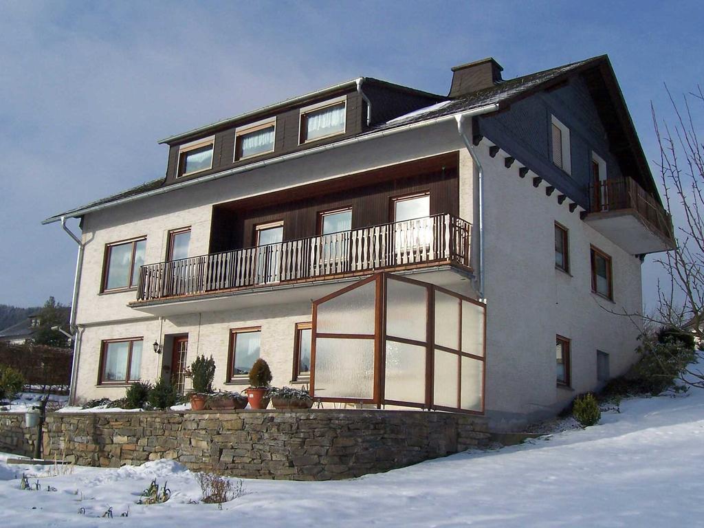 Serene Apartment Near Ski Area In Hesborn Buitenkant foto